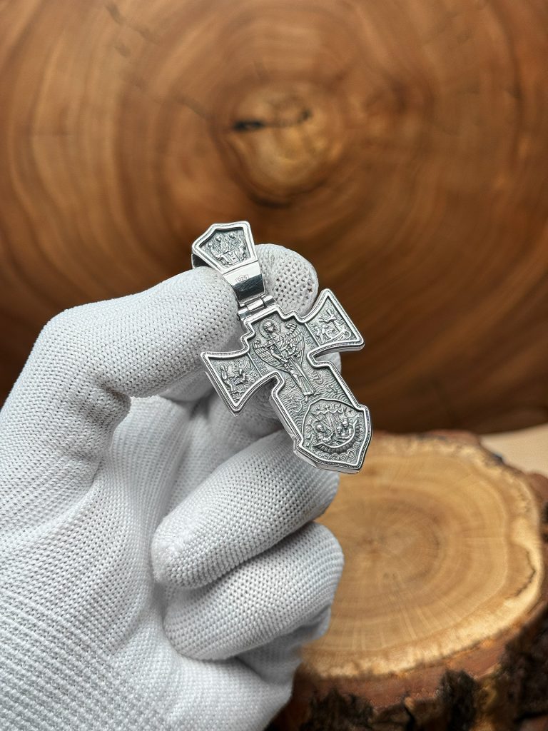 Серебряный крест - кр102