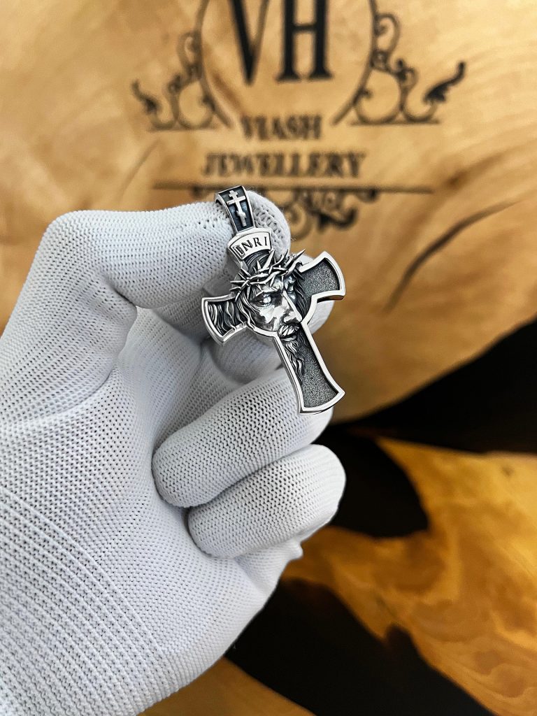 Серебряный крест - кр134