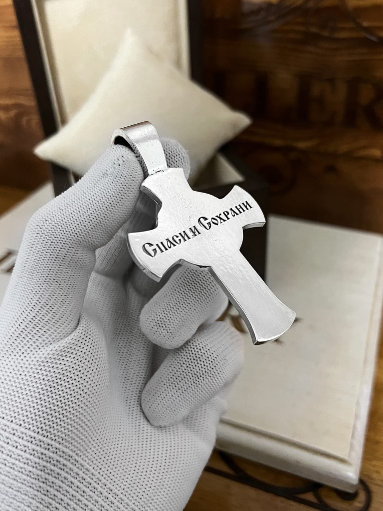 Серебряный крест - кр135